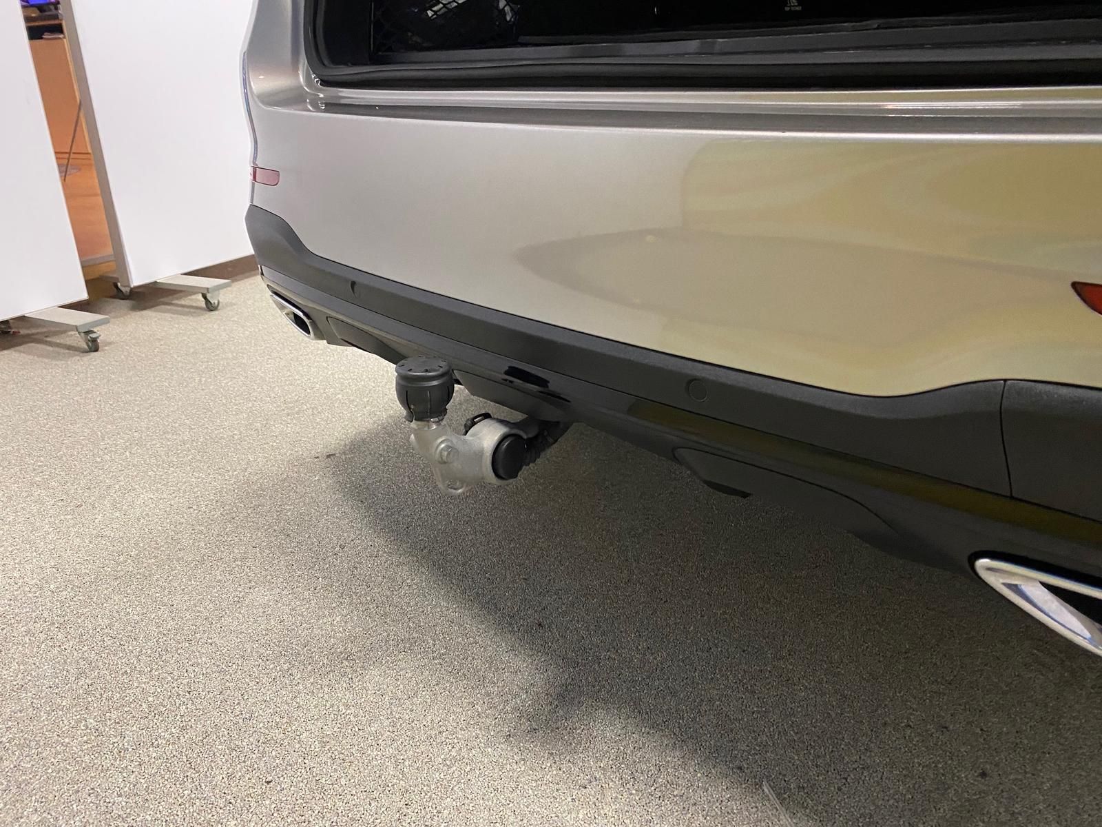 Fahrzeugabbildung Mercedes-Benz GLC 250 CDI 4Matic AMG Line+NAVI+AHK+ALLRAD+