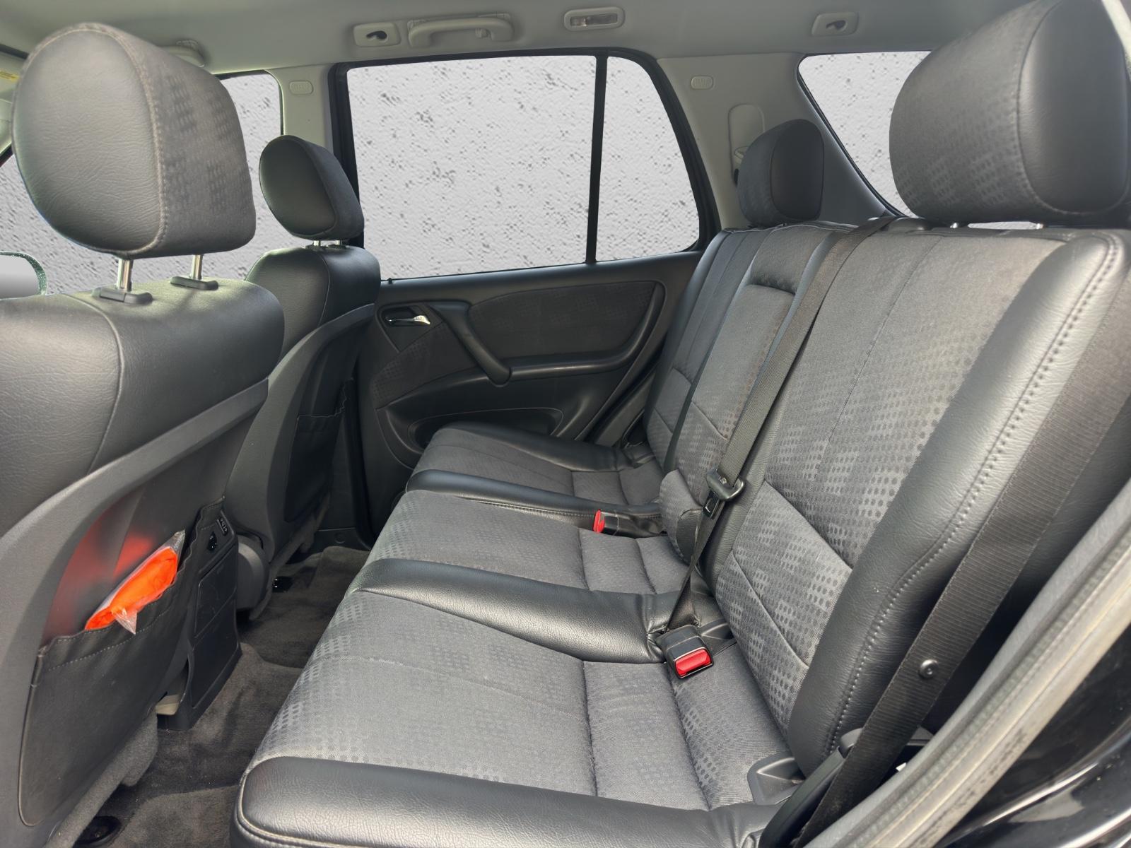 Mercedes-Benz ML270 2004 — photo 22