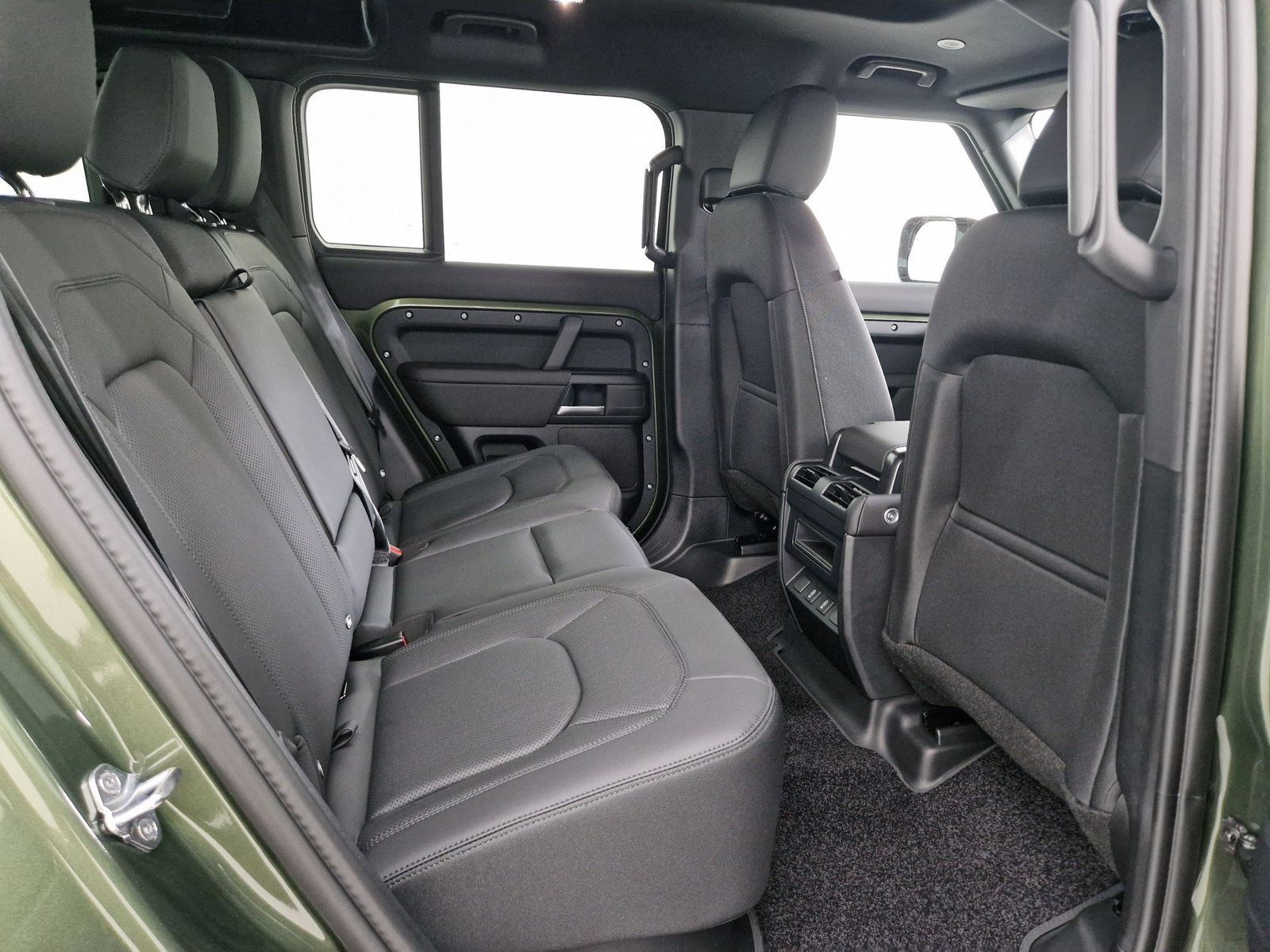 LAND ROVER Defender  110 3.0 Diesel D200 S – Bild 12