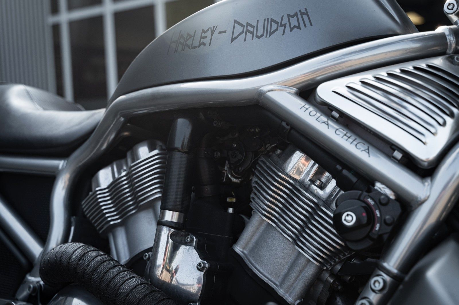 Fahrzeugabbildung Harley-Davidson VRSCR STREET ROD - REMUS ENDSCHALLDÄMPFER -