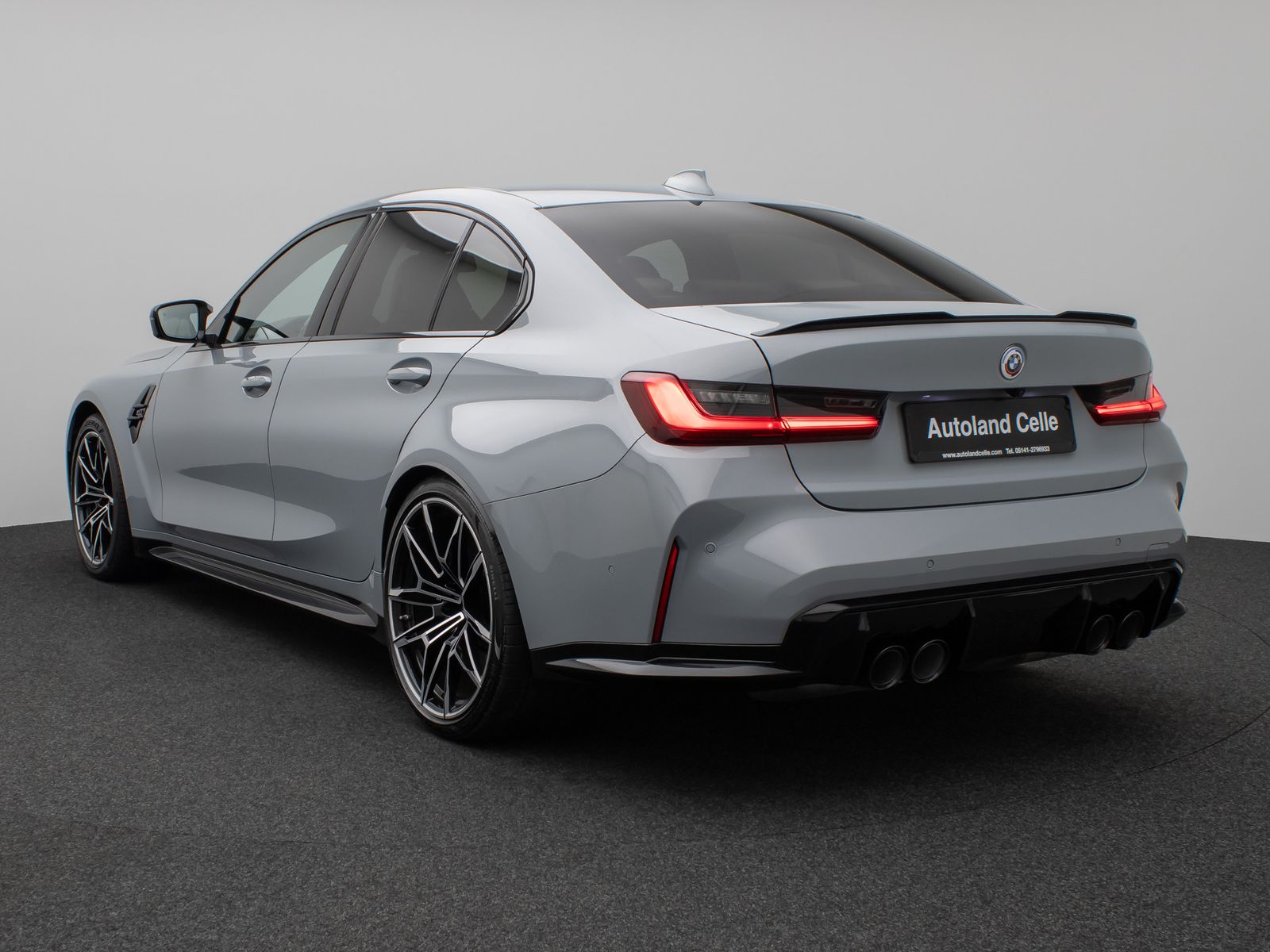 Fahrzeugabbildung BMW M3 Competition xD Glasdach Laser 360°HUD H/K DAB