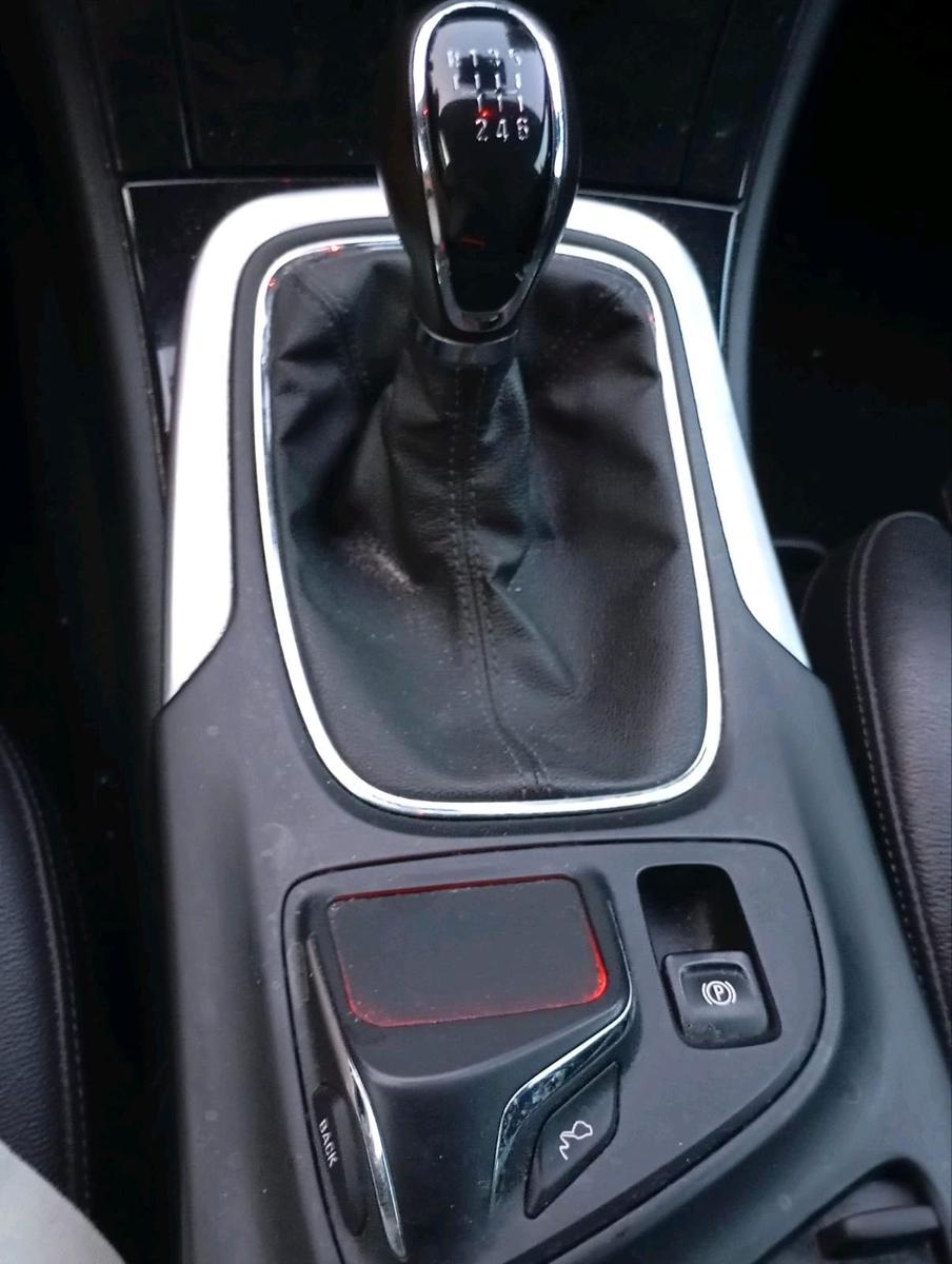 Opel Insignia 2014 — photo 12