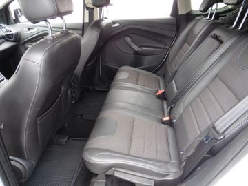 Ford Kuga - 8