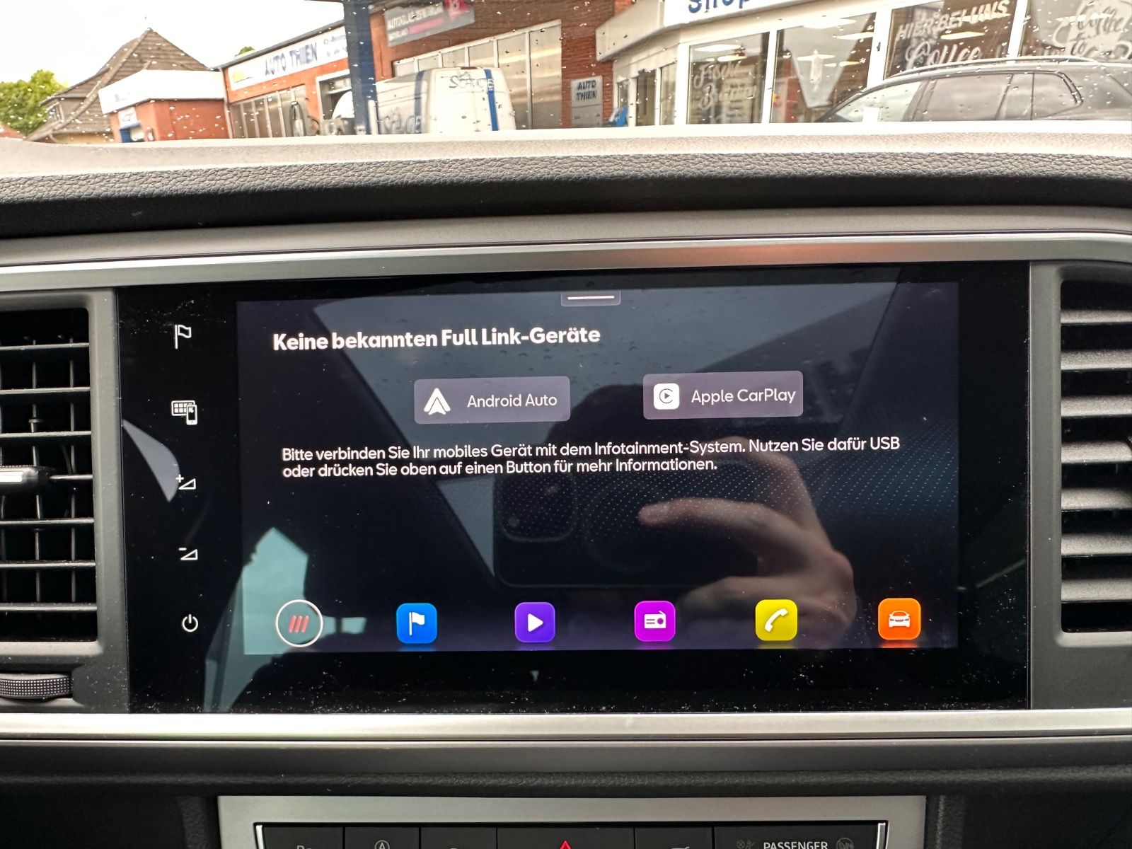 Fahrzeugabbildung SEAT Ateca FR 2.0 TDI DSG Pano/AHK/Navi/LED/ACC