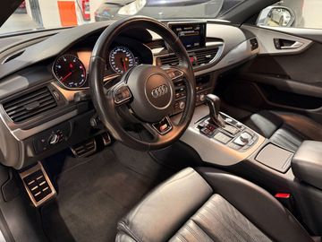 Audi A7 - 8