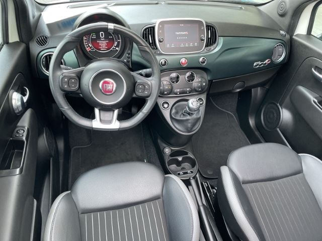 Fahrzeugabbildung Fiat 500C 1.0 Mild Hybrid RockStar Navi, DAB, Tempoma