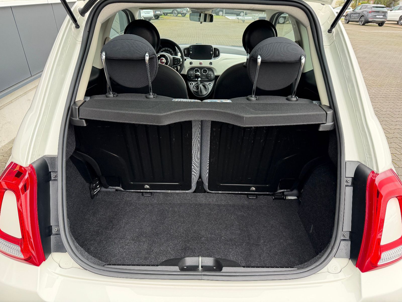 Fahrzeugabbildung Fiat 500 Lounge