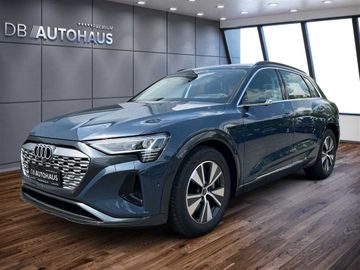 Audi Q8 advanced 55 Quattro 114 kWh Assistenzpaket