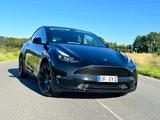 Tesla Mod. Y LR AWD 8/22 20 Zoll Sensoren  - schwarze Tesla Model Y