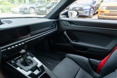 PORSCHE 992 GT3 Touring/ MATRIX/ LIFT/ SCHALENSITZ/ BOSE PORSCHE 992 GT3 Touring/ MATRIX/ LIFT/ SCHALENSITZ/ BOSE