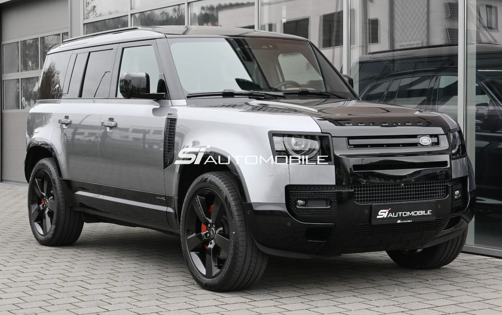 Fahrzeugabbildung Land Rover Defender 'X' D300 AWD °°UVP 125.666€°°VOLL°°