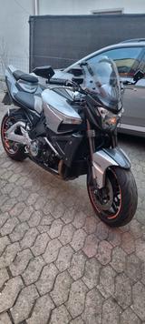 Suzuki GSX1340 B-King Hayabusa trifft auf Design - SUZUKI KING