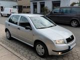 Skoda Fabia 1.4 Benziner  Gepflegt, TÜV 0... - Skoda Fabia aus 2002: 1.4