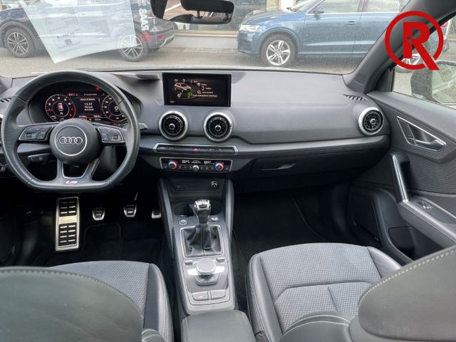 Q2 35 TFSI S line El. Panodach Digitales Cockpit