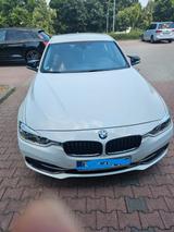 BMW 330i xDrive A Sport Line Sport Line - BMW 330 Limousine 330i xdrive mit Benzin-Antrieb
