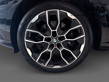 BMW X7 - 12