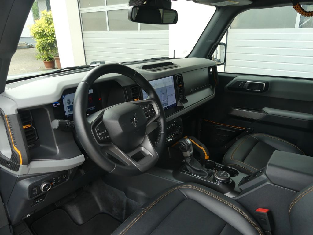FORD Bronco Badlands E-4WD FORD Bronco Badlands E-4WD