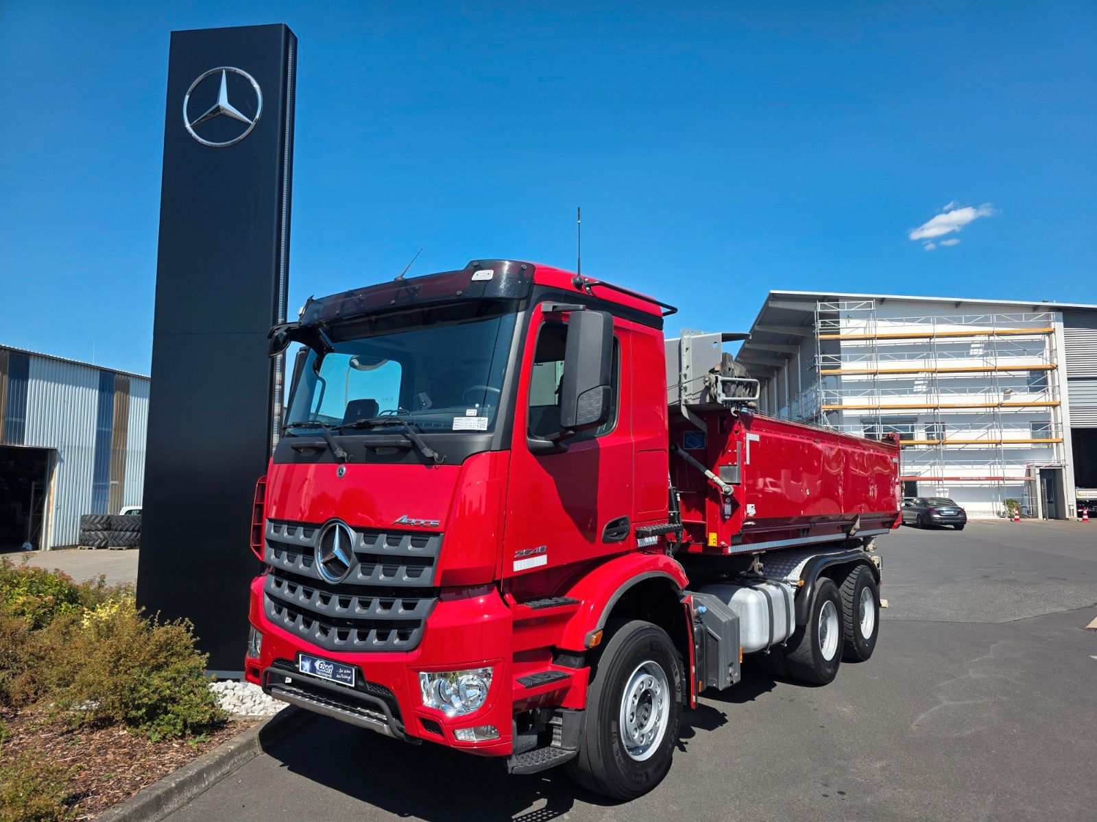 Fahrzeugabbildung Mercedes-Benz Arocs 2648 K 6x4 Thermo-Kipper + Bordmatik