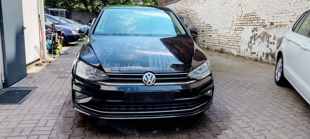 Image of Volkswagen Golf