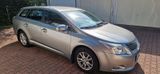 Toyota Avensiss - Toyota Avensis aus 2011