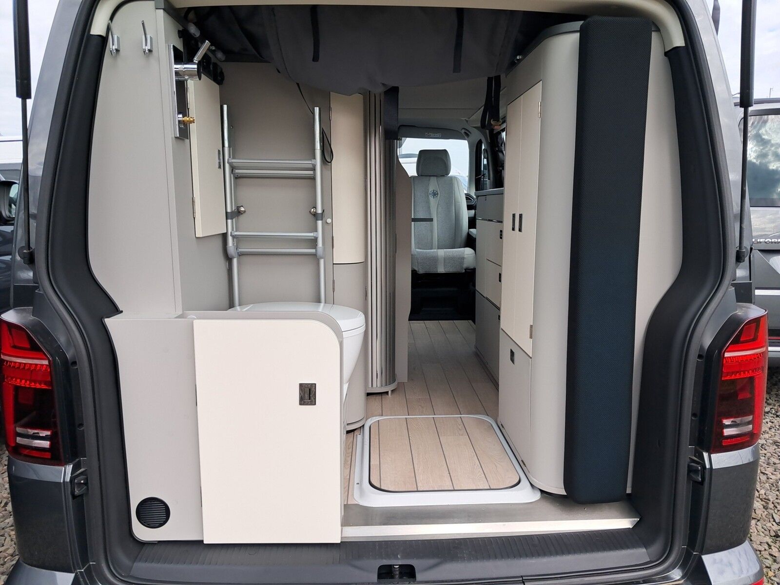 Fahrzeugabbildung Westfalia Kepler One 150 PS Autom LED,Fahrassistenz,ACC