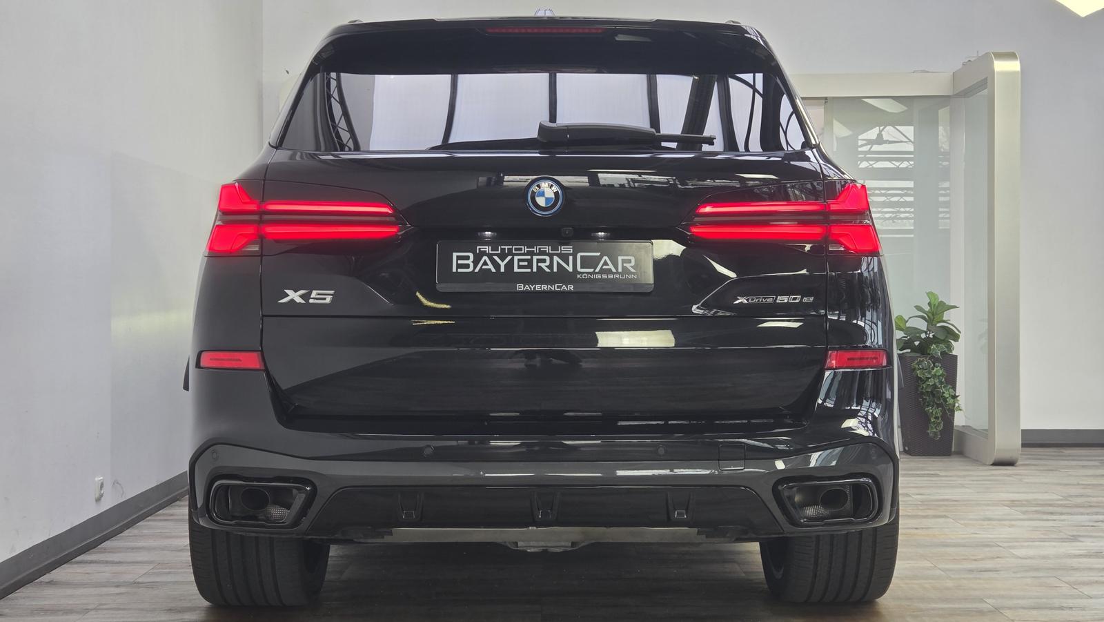 BMW X5 xDr50e M Sport Pro 22Zoll Sitzlüft. ACC AHK