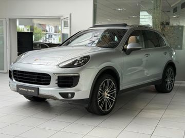 Porsche Cayenne - 4