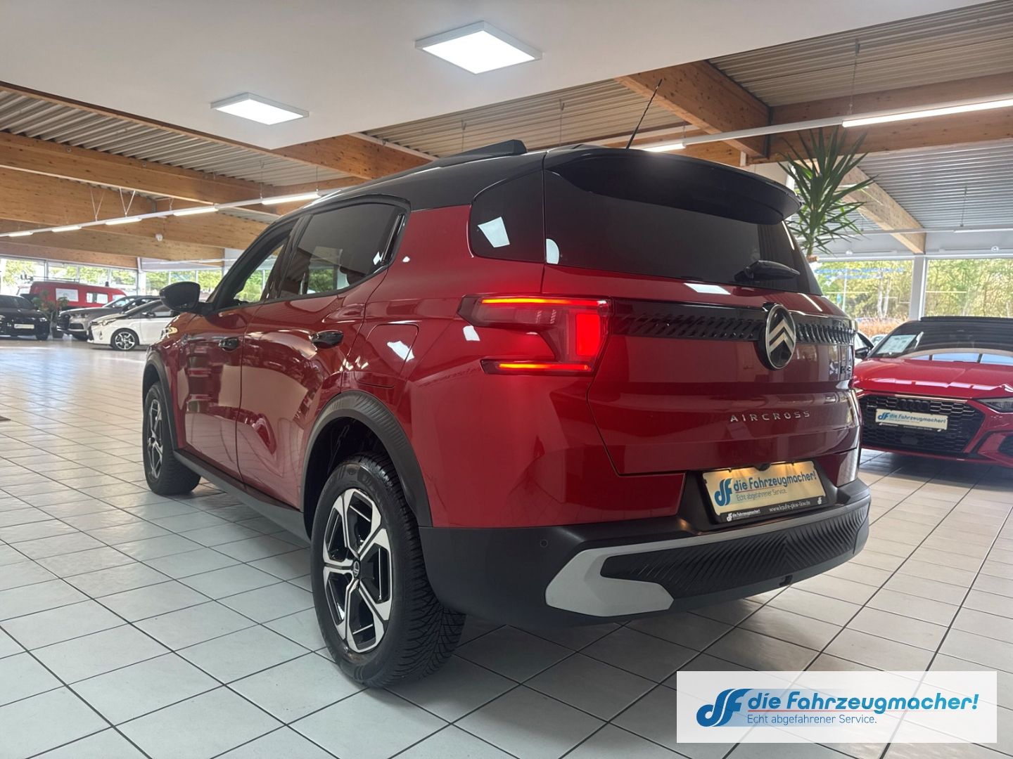 Fahrzeugabbildung Citroën C3 Aircross E 113 MAX HUD Navi LED Apple CarPlay