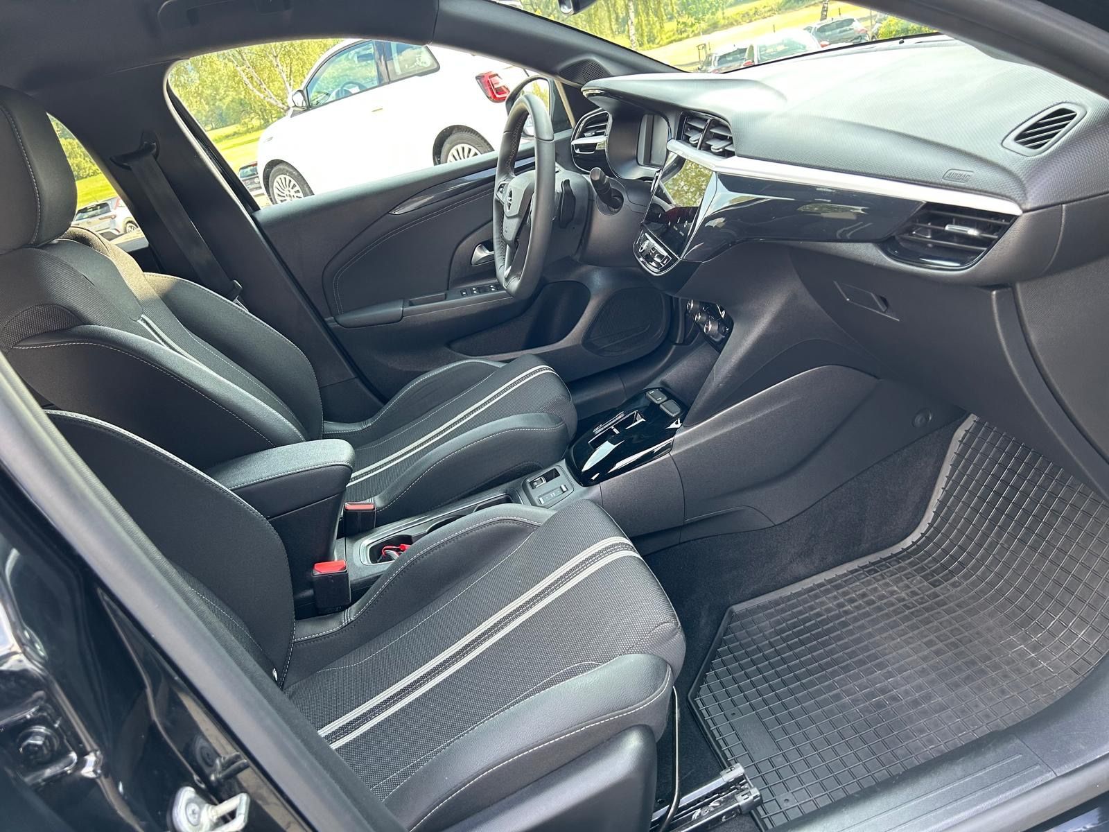 Fahrzeugabbildung Opel Corsa GS Line°131 PS°LED°Kamera°Winterpaket°Navi