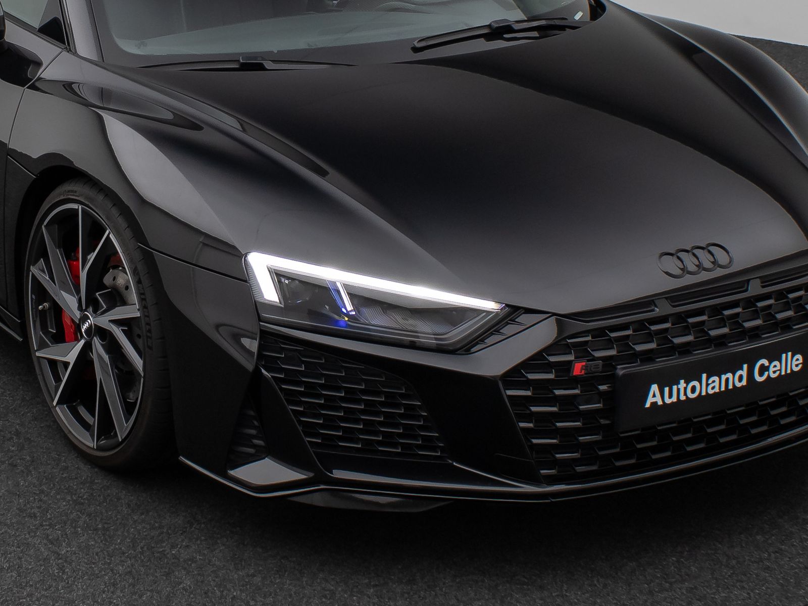 Fahrzeugabbildung Audi R8 Coupe 5.2 FSI quattro B&O ASG V3+ Capristo