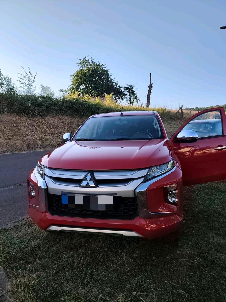 Mitsubishi L200
