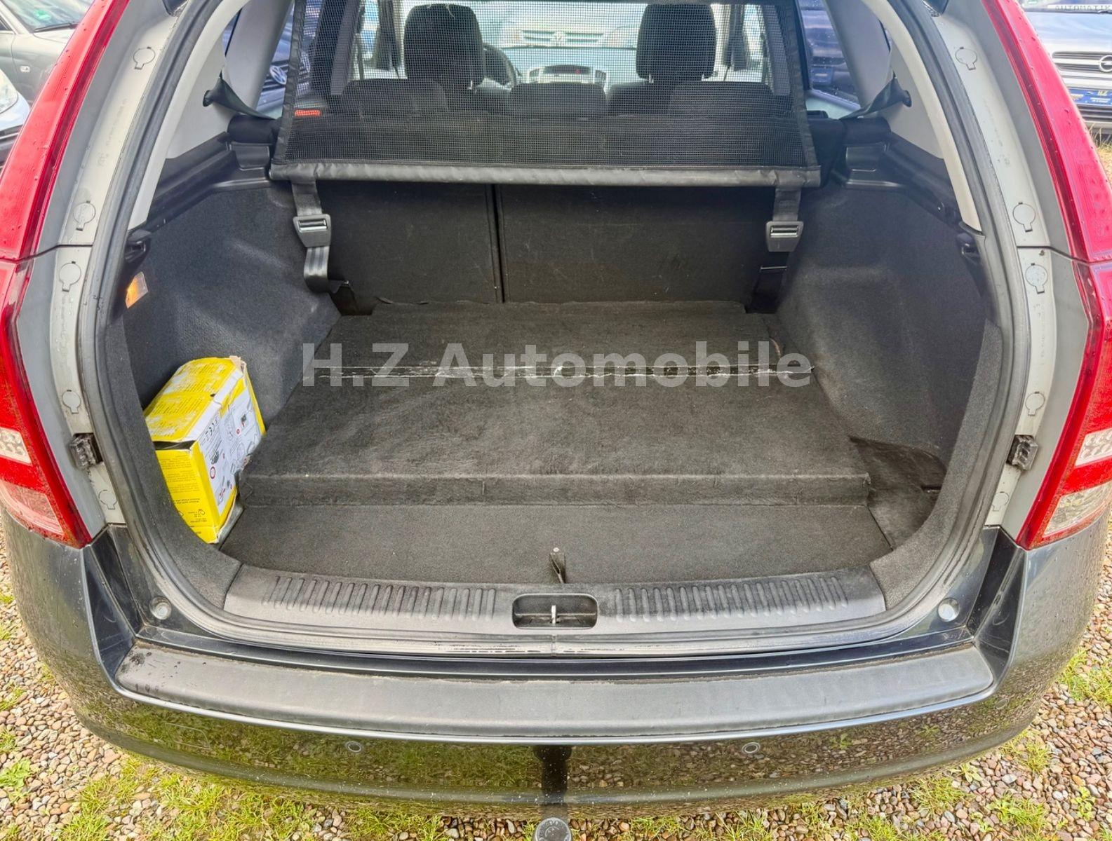 Kia Cee'd Sportswagon 1.6L Benzin / TÜV 01.2027 / ZV