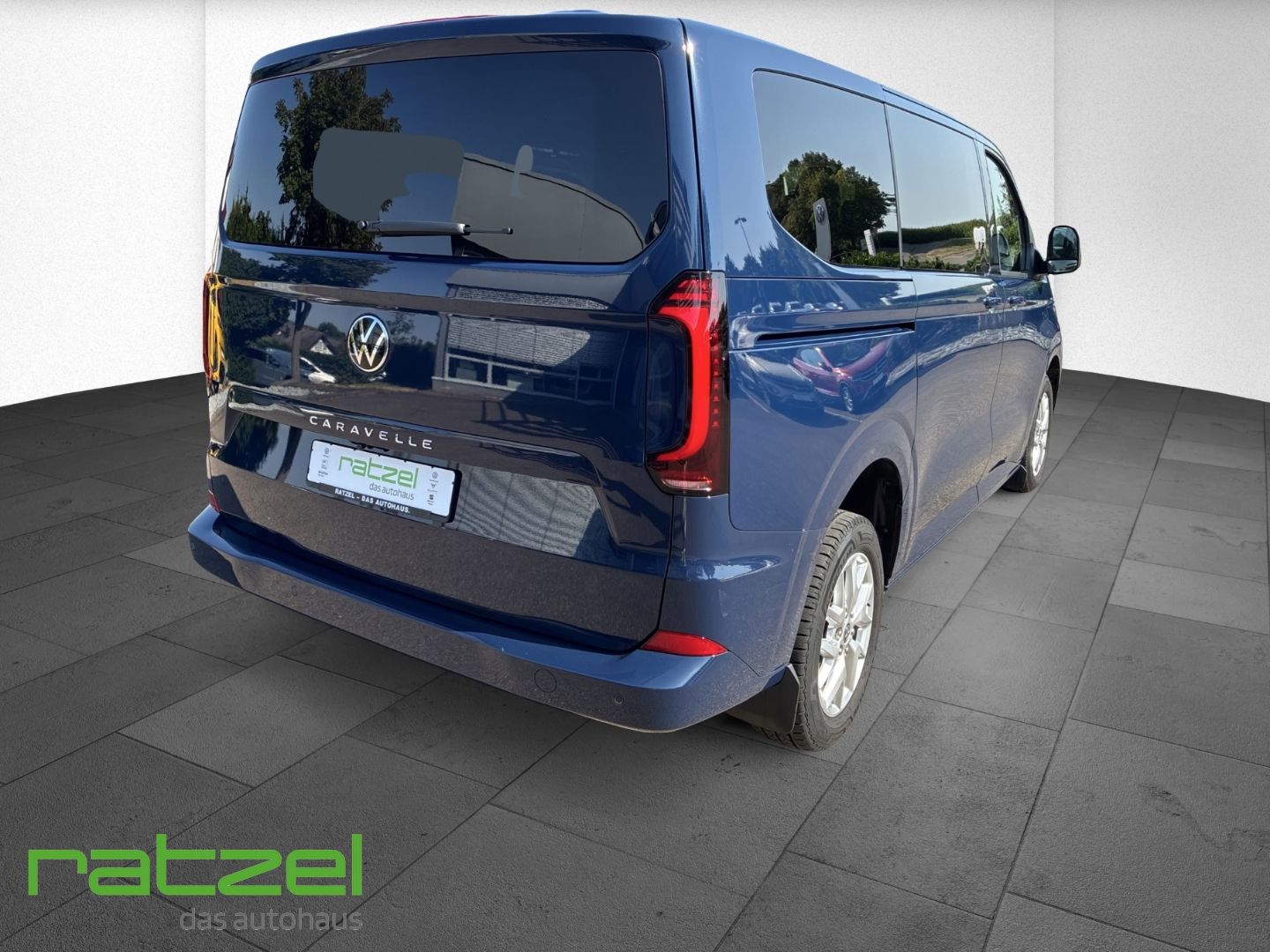 Fahrzeugabbildung Volkswagen T7 Caravelle Style 2.0 TDI DSG Navi Digitales Co
