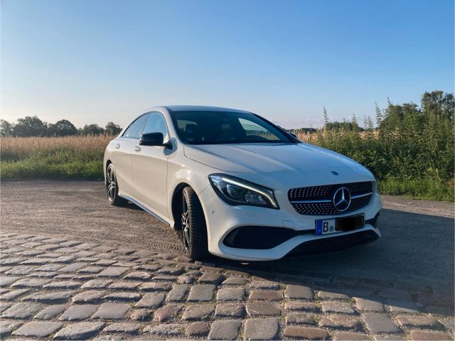 MERCEDES-BENZ CLA 200 AMG Line AMG Line