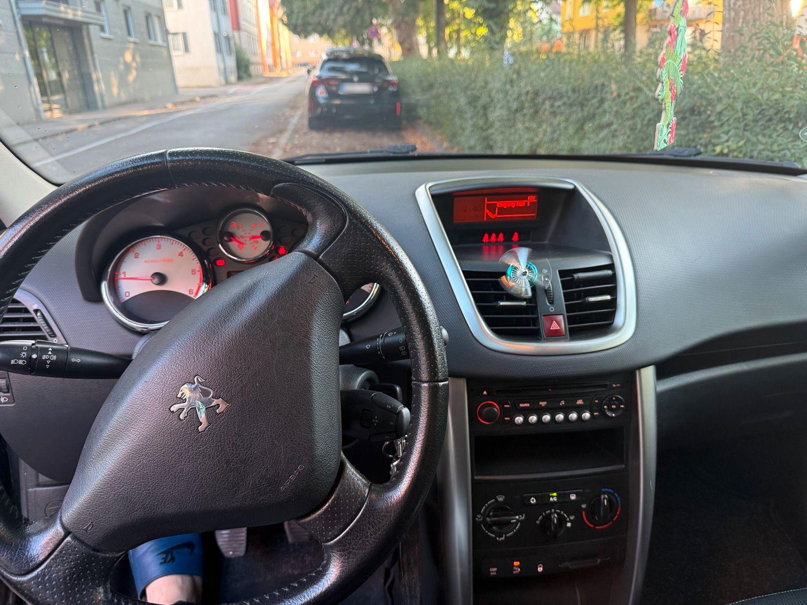 Peugeot 207 2009 — photo 10