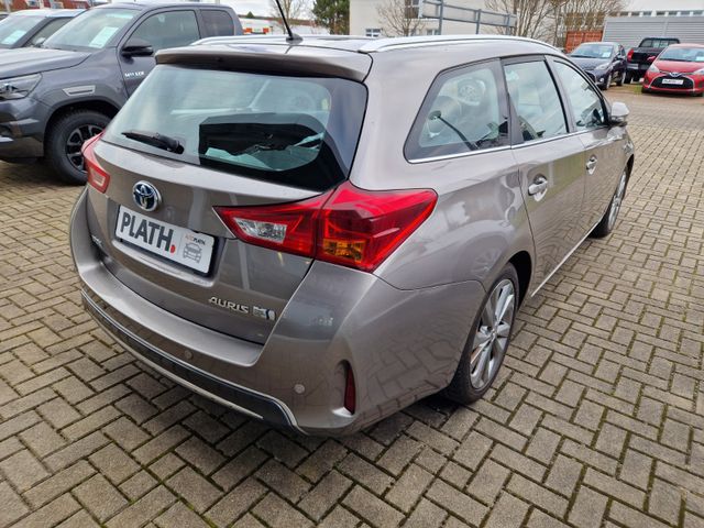 Toyota Auris Touring Sports 1.8 Hybrid