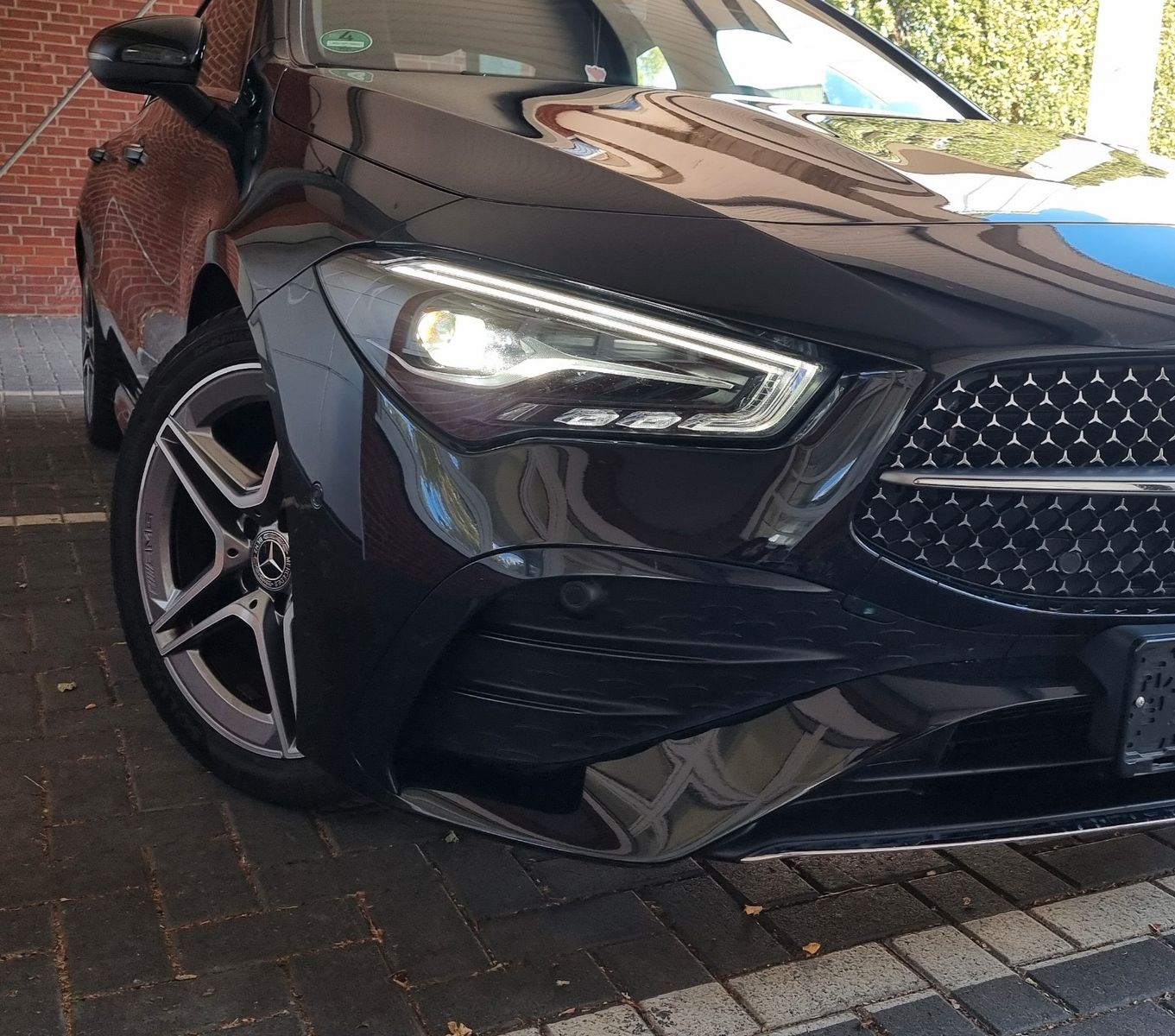 Mercedes-Benz CLA 180-AMG.LINE-KAMERA-ALCANTARA-SPUTHALTE foto 4
