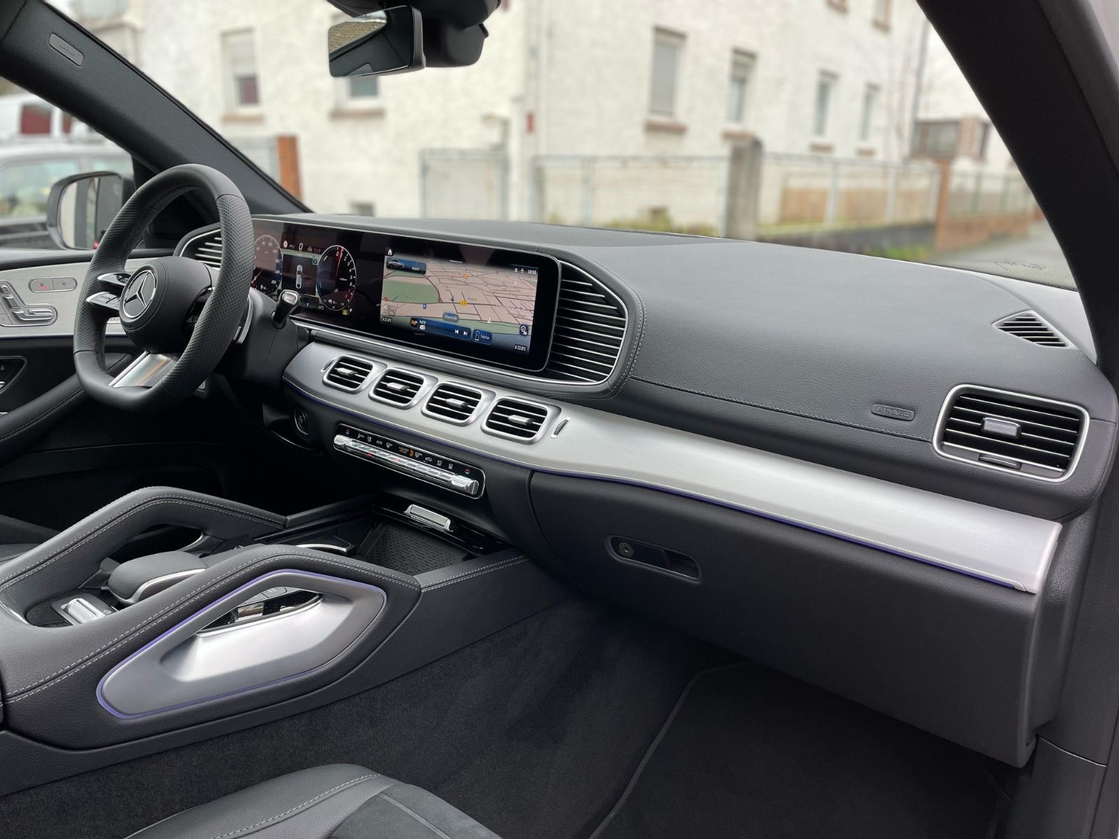 Fahrzeugabbildung Mercedes-Benz GLE 400 e Coupé Facelift |AMG|HUD|360°|22"|AHK