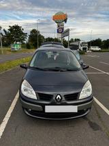 Renault Scenic Privilege 1.9 dCi FAP 96kW Expression - Renault Scenic aus 2007 mit Diesel-Antrieb