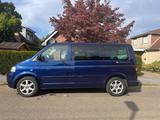 Volkswagen T5 Multivan mit Campingausbau - Volkswagen T5 Multivan in Lübeck
