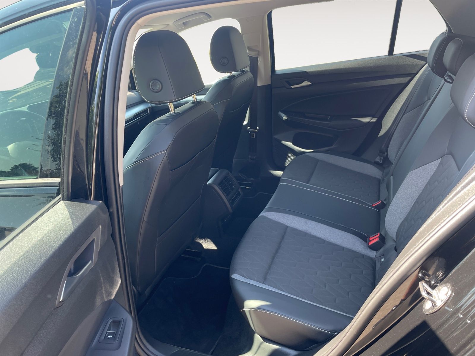 Volkswagen Golf - Bild 14