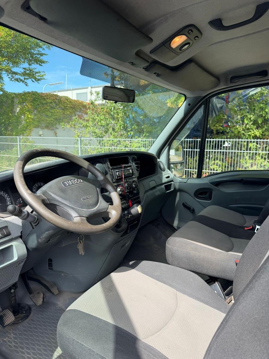 Iveco Daily 2.3 HPi Pritsche Doka 