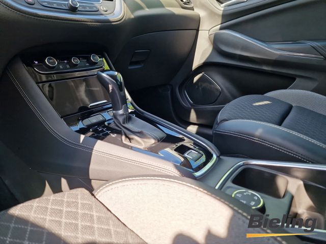 Grandland X Elegance 1.2 Turbo, NAVI , Sitzheizu