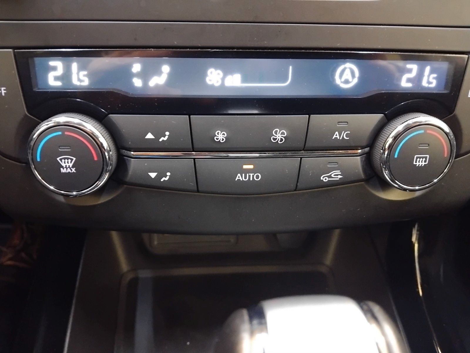 Renault Kadjar (06/2026, Benzin)