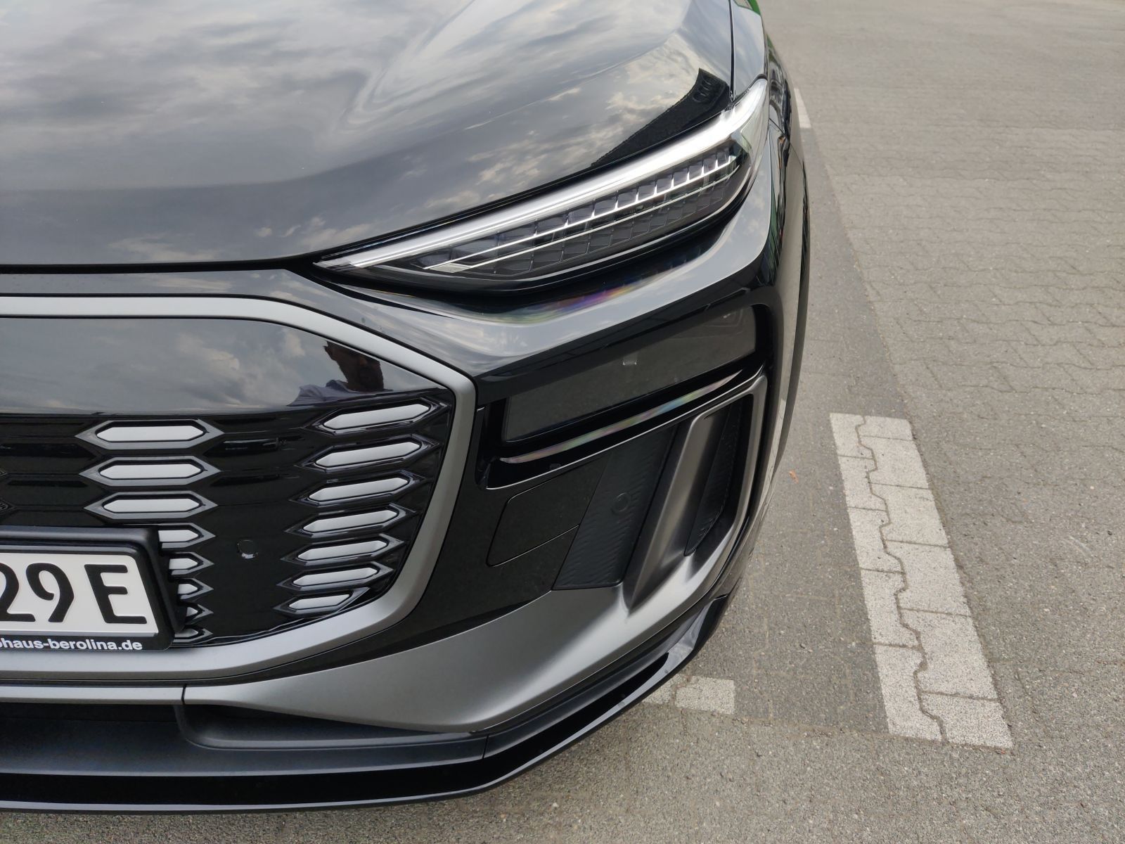 Audi Q6 e-tron - Bild 8