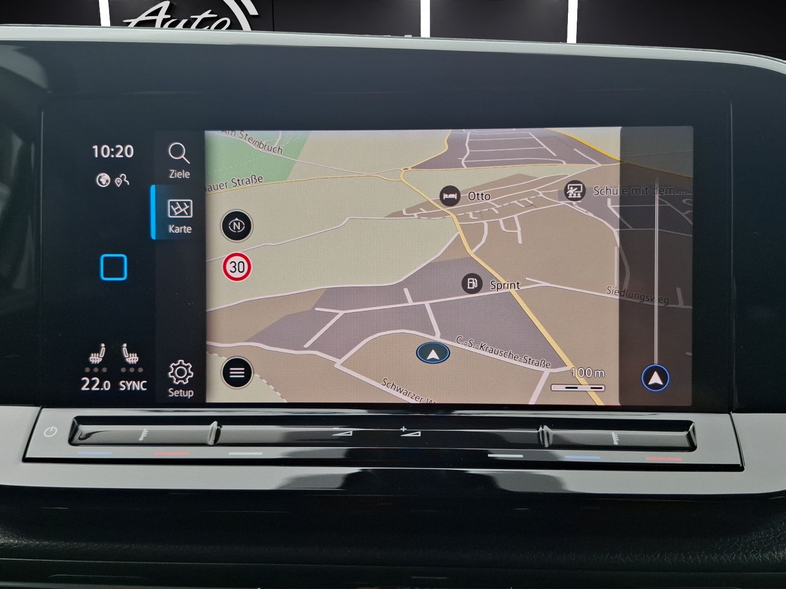 Fahrzeugabbildung Volkswagen Caddy Maxi TDI Style DSG LED AHK Navi AID ACC PD