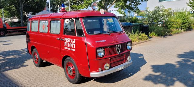 Alfa Romeo F12 Feuerwehr / Vigili del Fuoco