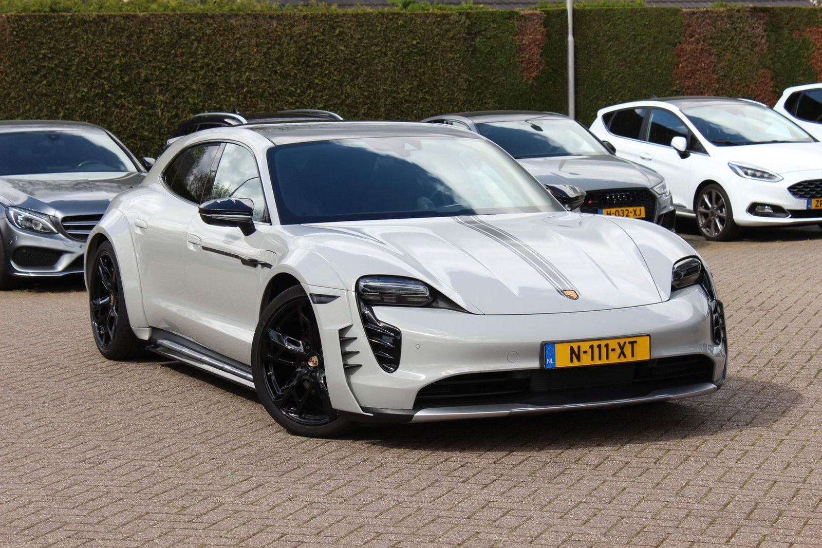 PORSCHE Taycan Cross Turismo 4 93 kWh / SoH 92,2% / Pano