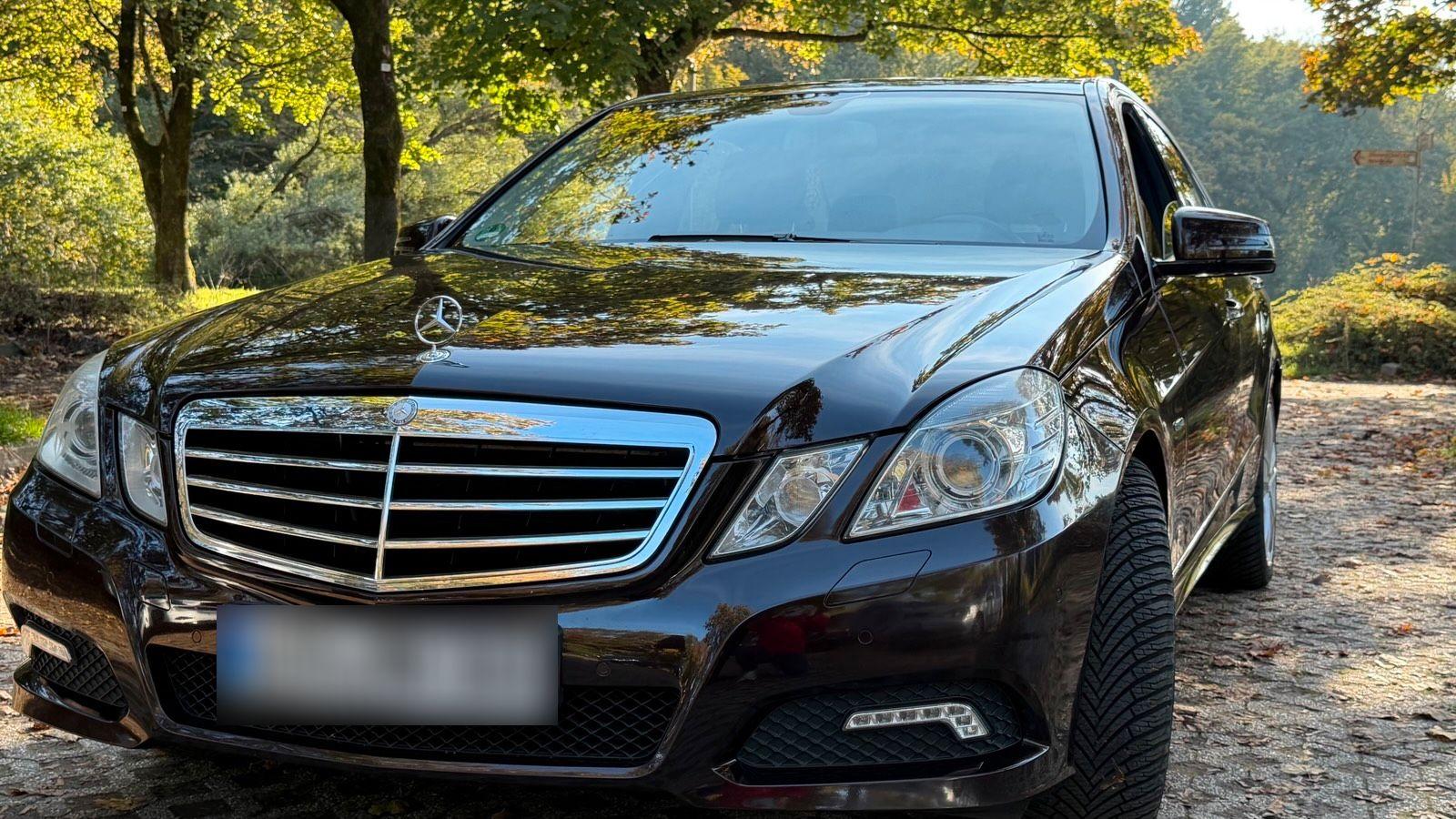 Mercedes-Benz E 220