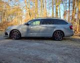 Skoda Octavia 2.0 TSI DSG RS Combi RS - Skoda Octavia von privat